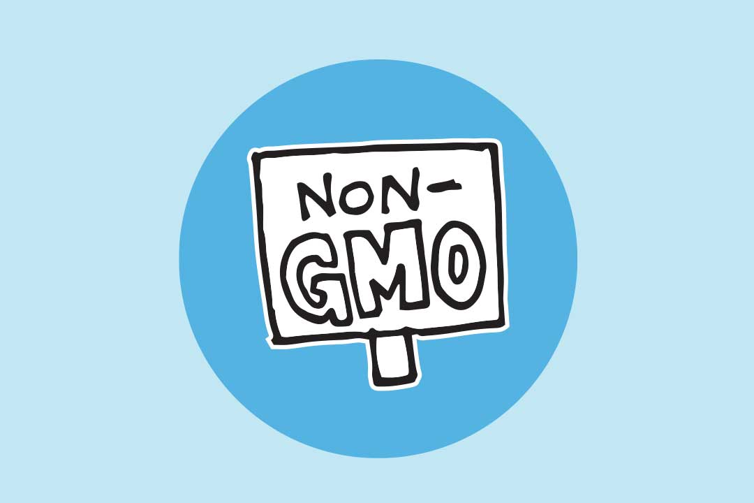 Cedule s nápisem „NON-GMO“.